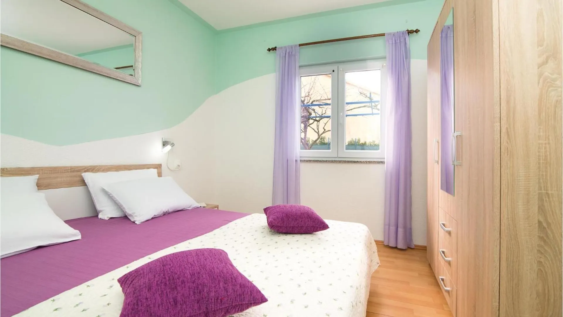 Awesome Home In Vinez With Kitchen 0*,  Croatie